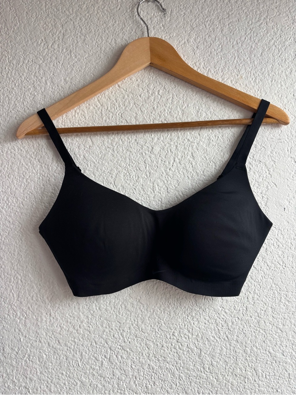 Nike Seamless Black Wireless Comfort Bra Sports Small